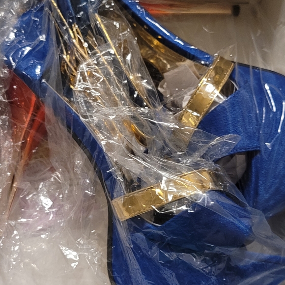 New Ombre 👠Heels - Picture 4 of 8